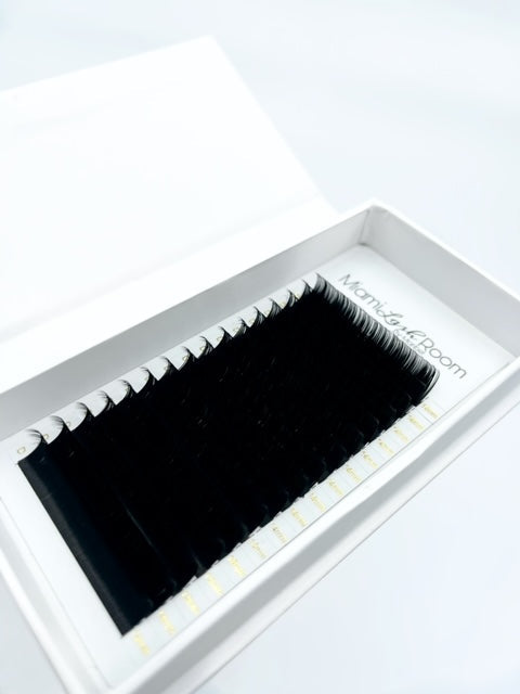 Flat Lashes
